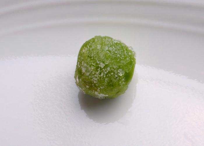 Frozen Pea To Treat Betta Constipation